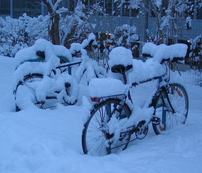 Fahrrad im Schnee